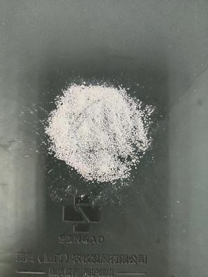 kümes hayvanları için AGP'nin yerini alan sinnamaldehit ile birleştirilmiş sodyum butirat